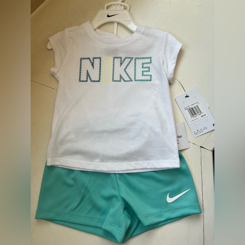 Nike 2-Piece Shorts Set for Girls